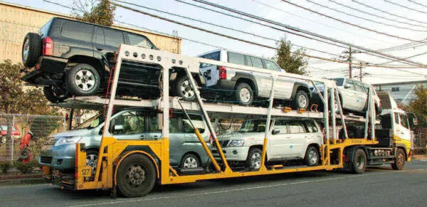 Trasporto di Automobili: Quali Autorizzazioni Sono Necessarie?